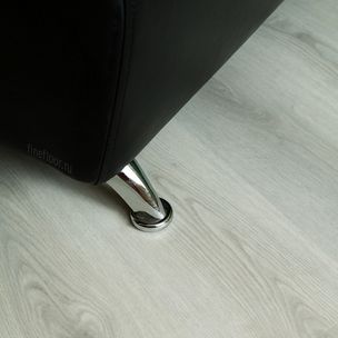 Fine Floor Light