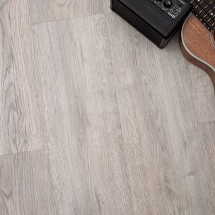 Fine Floor Light
